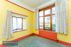 Bedroom- click for photo gallery